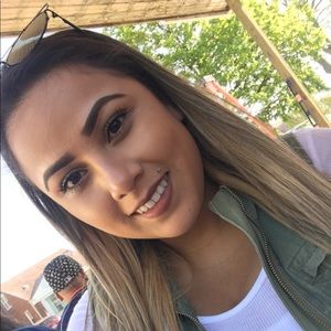 Meet your Posher, Vianca